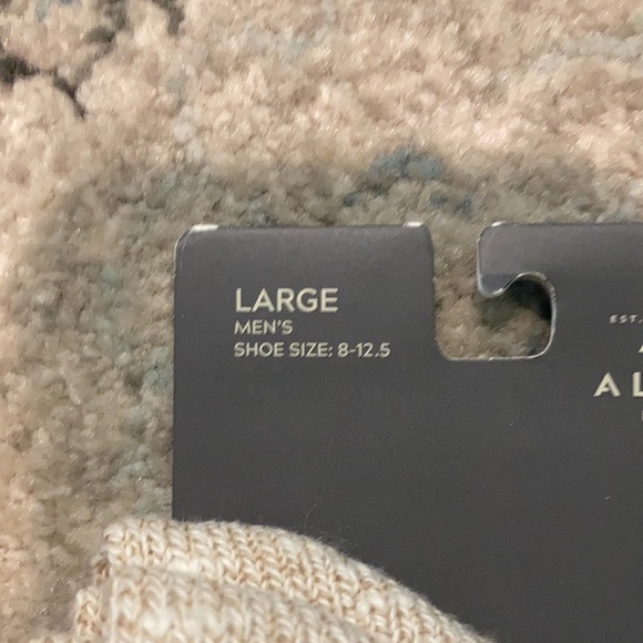 💥3/20 nwt 2 pairs durable cotton ragg outdoor socks - Picture 3 of 3